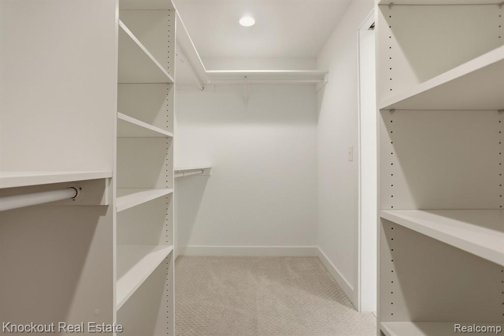 7422 Aspen Creek Drive, Midland, MI 48642 — Photo 23