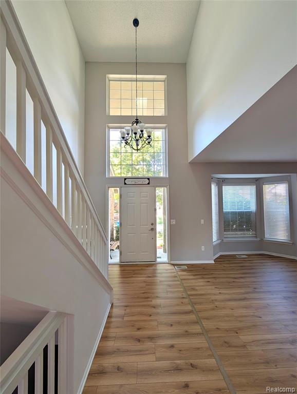 4797 CARRINGTON Drive, Rochester Hills, MI 48306 — Photo 4