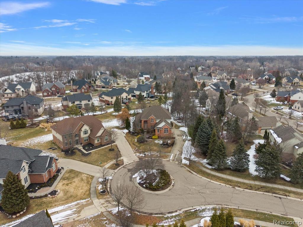 7108 Branford Court, West Bloomfield, MI — Photo 66