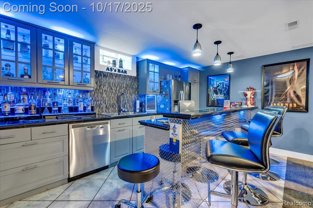 818 Longfellow Avenue, Royal Oak, MI 48067 — Photo 55