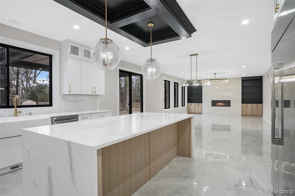 31130 Lahser, Beverly Hills, MI 48025 — Photo 12