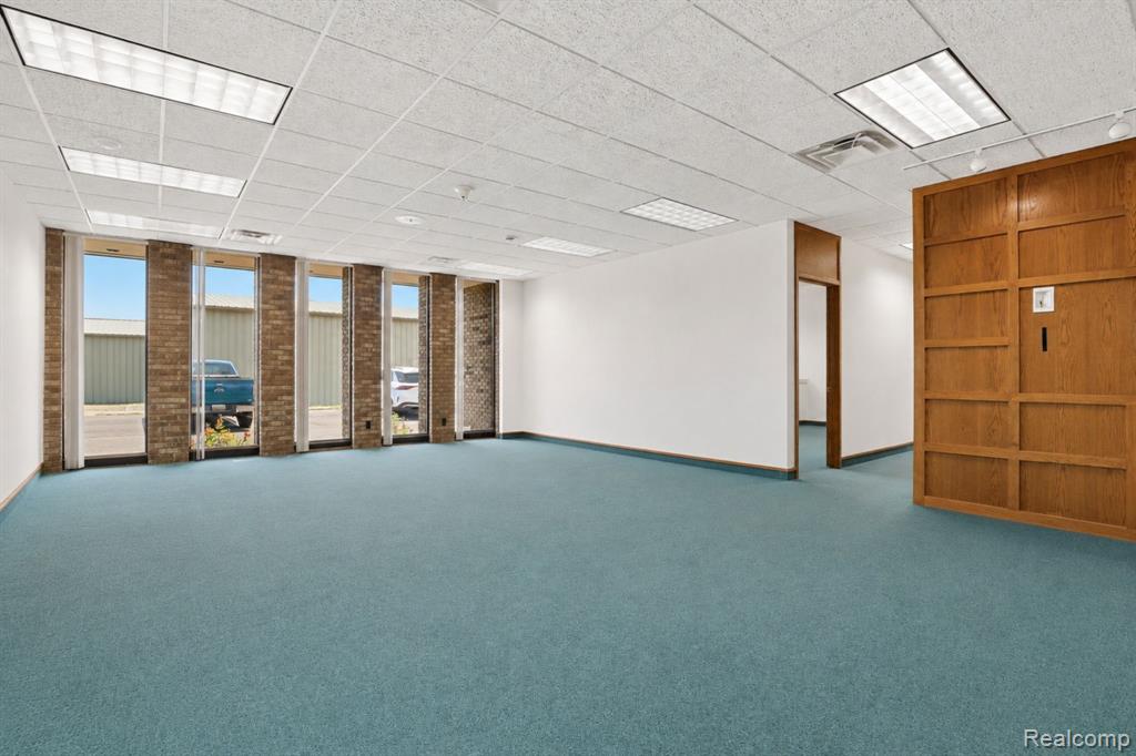 5081 Exchange Drive, Flint, MI 48507 — Photo 10