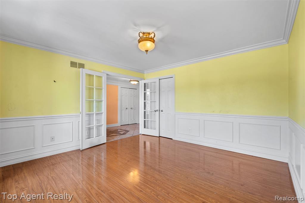53260 VILLA ROSA Drive, Macomb, MI 48042 — Photo 11