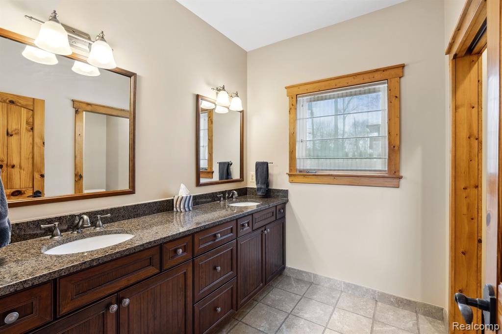 4474 Cass Elizabeth Road, Waterford, MI 48328 — Photo 28