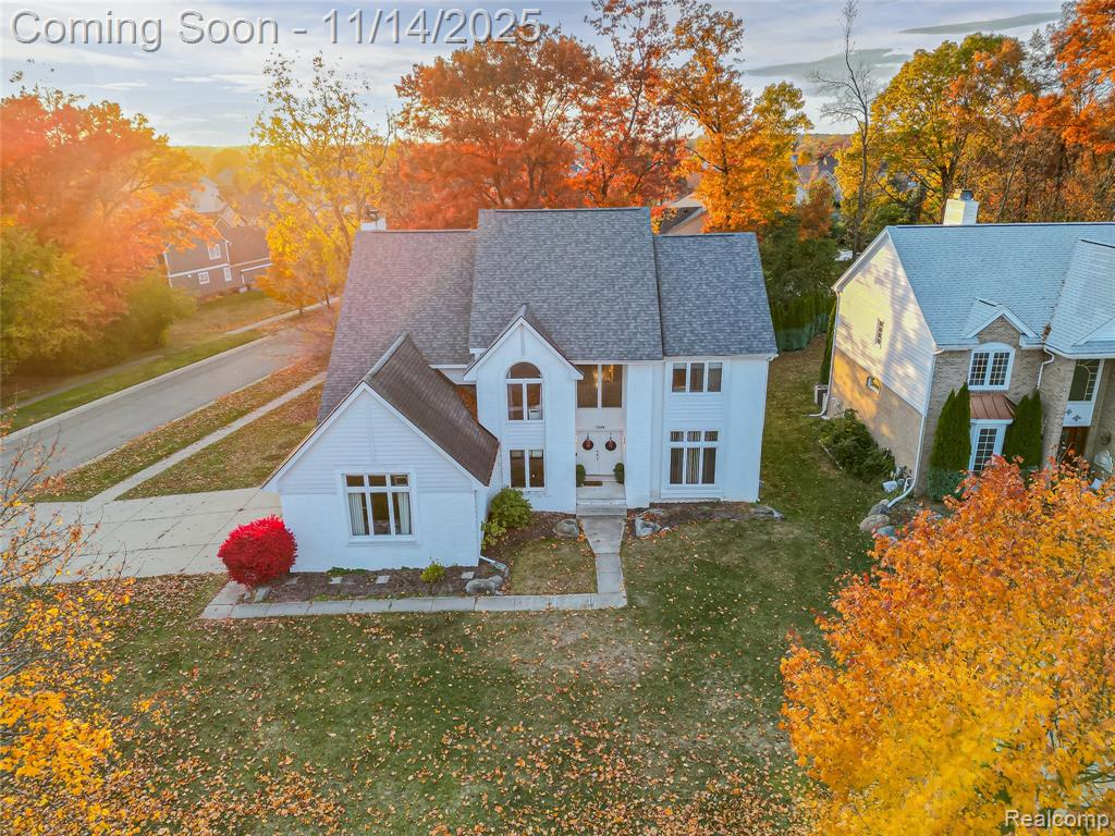 7359 Woodlore Drive, West Bloomfield, MI 48323 — Photo 45