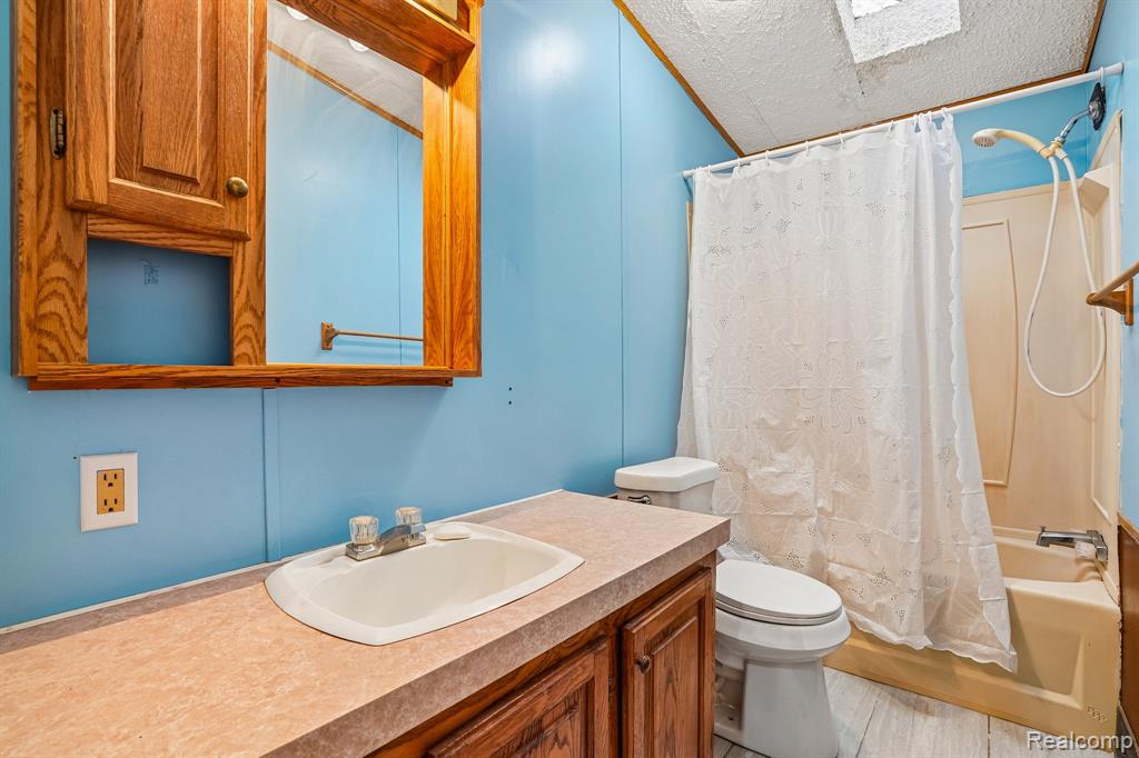 3363 N Branch Road, North Branch, MI 48461 — Photo 25