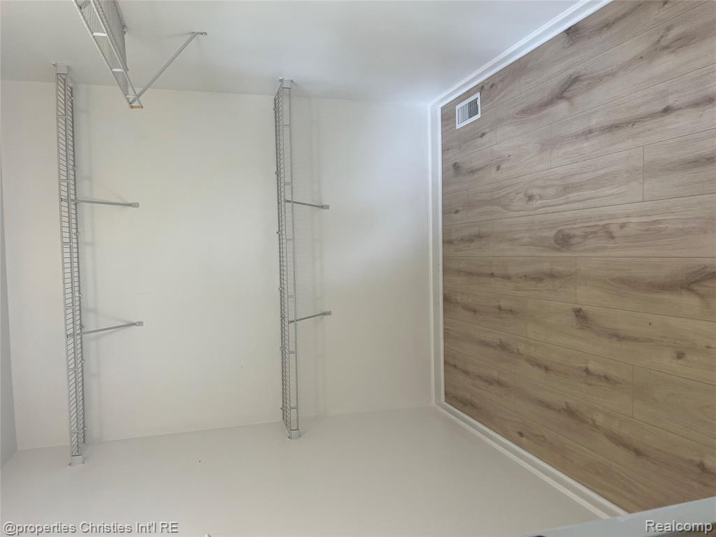 4120 Miracles Boulevard, Detroit, MI 48201 — Photo 13