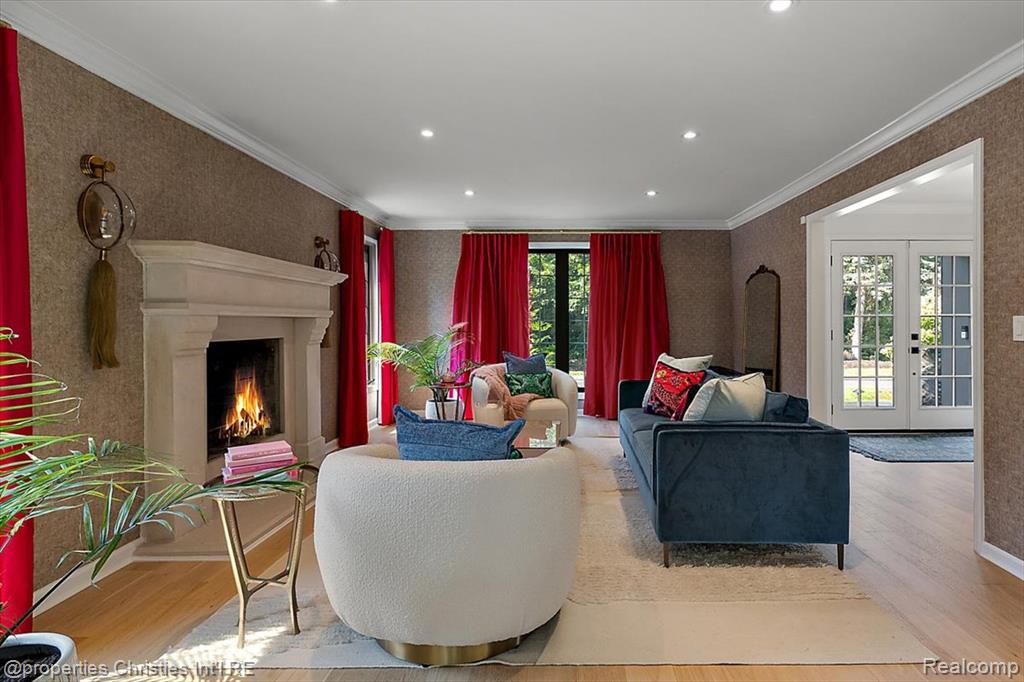 706 Great Oaks Drive, Bloomfield Hills, MI 48304 — Photo 23