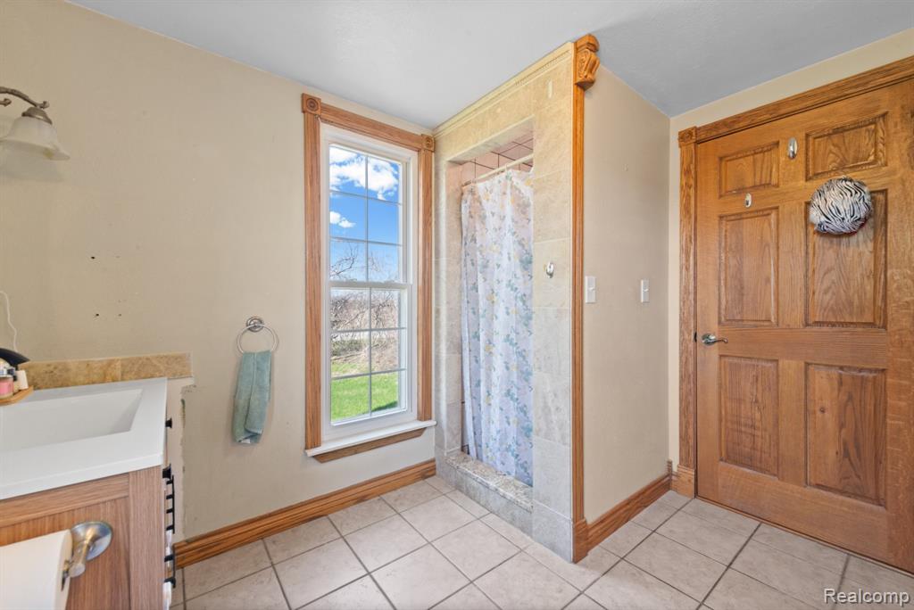 9269 Dixon Road, Monroe, MI 48161 — Photo 9