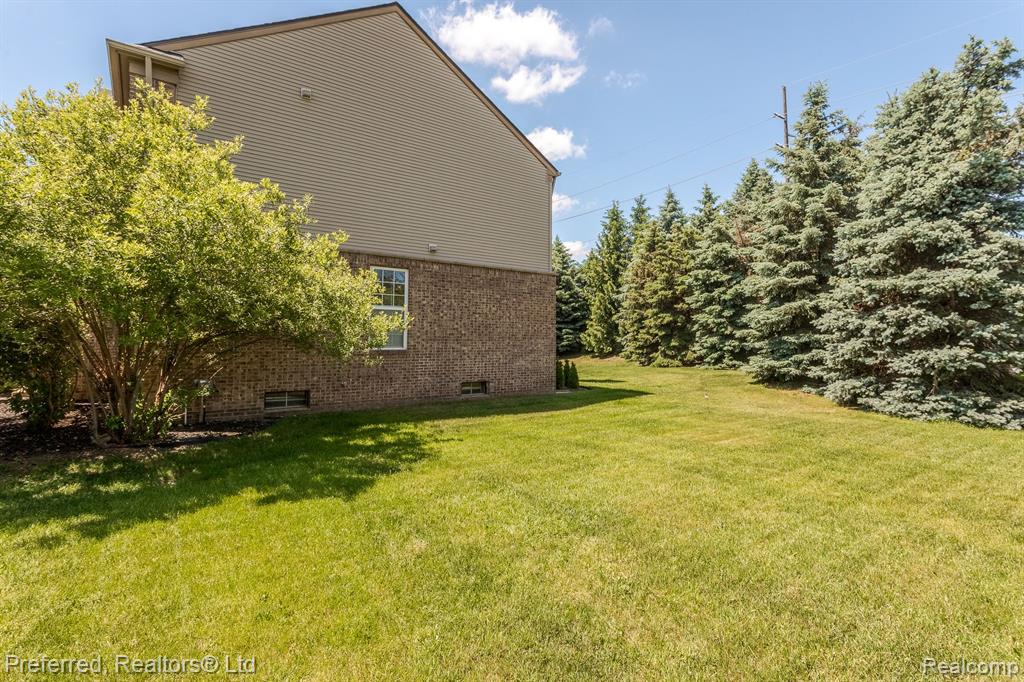 48934 Freestone Drive, Northville, MI 48168 — Photo 49