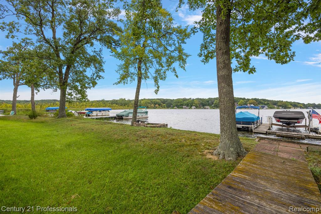 12120 SHAFFER Road, Davisburg, MI 48350 — Photo 12
