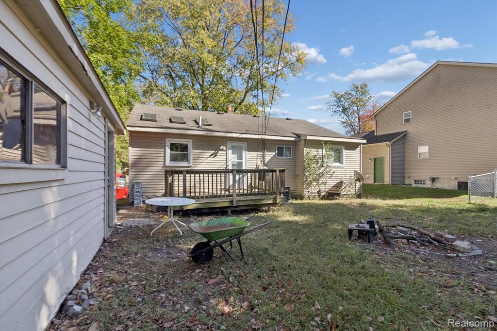 639 N Harvey Street, Westland, MI — Photo 31