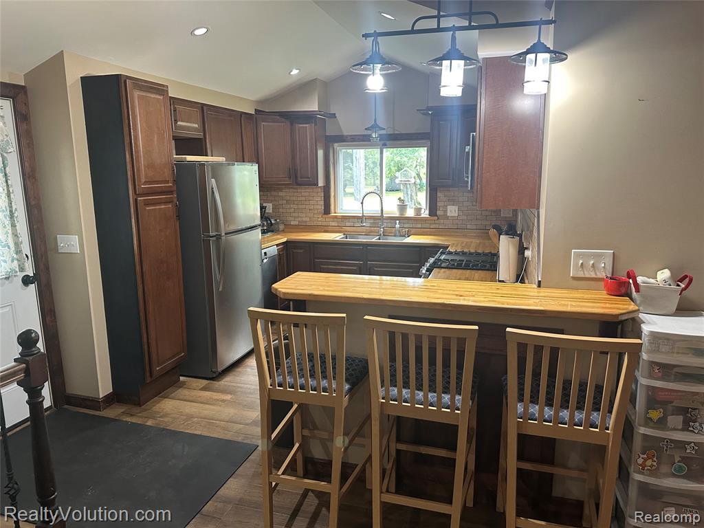 136 Burnside Road, North Branch, MI 48461 — Photo 4