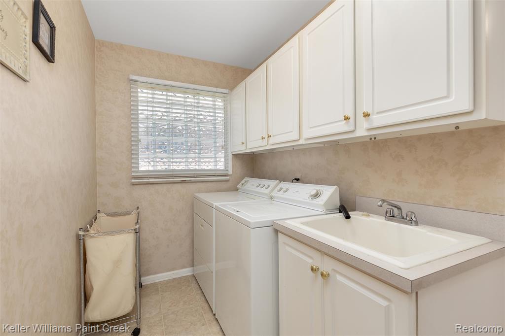 49240 Shenandoah Drive, Macomb, MI 48044 — Photo 27