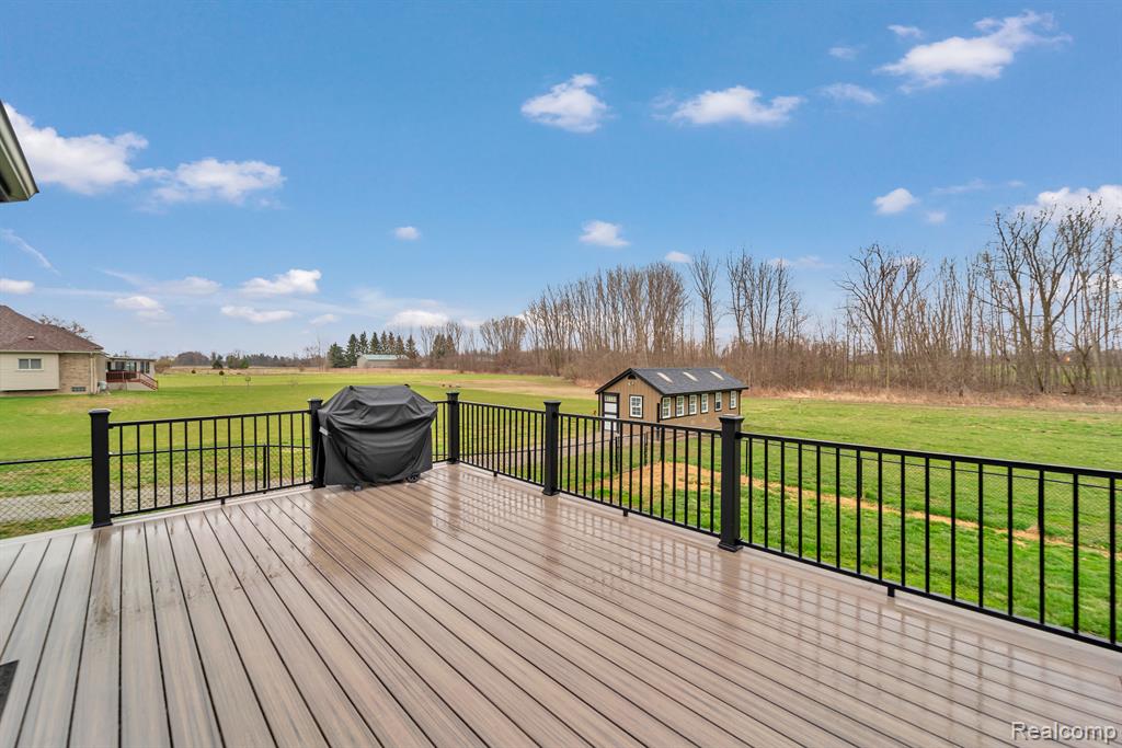 8520 ALMONT Road, Almont, MI 48003 — Photo 6