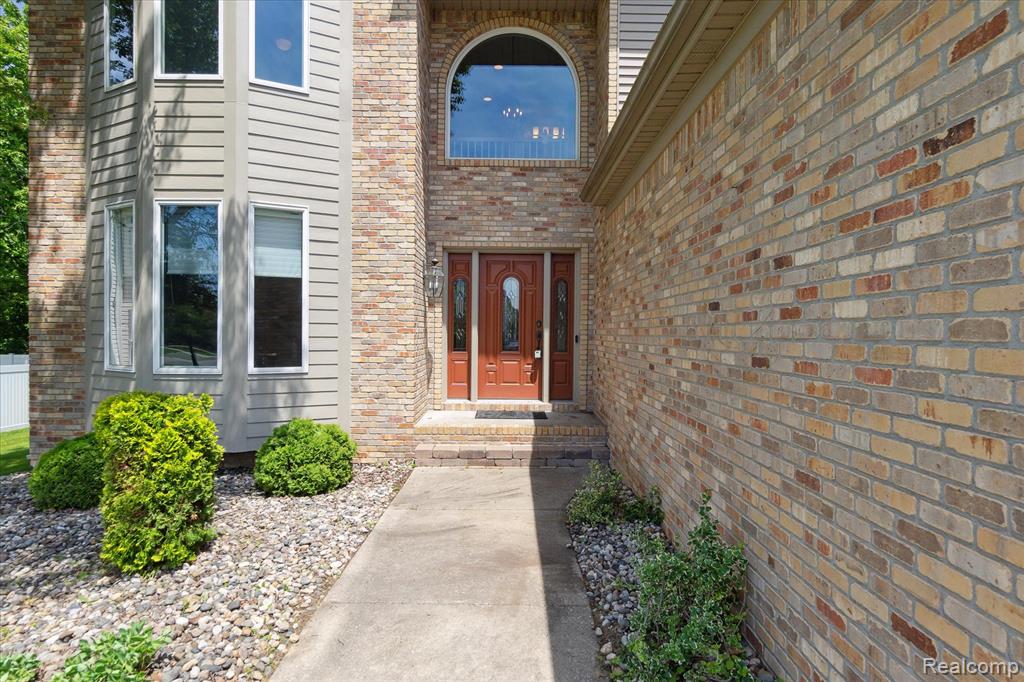 672 Morningside Drive, Grand Blanc, MI 48439 — Photo 5
