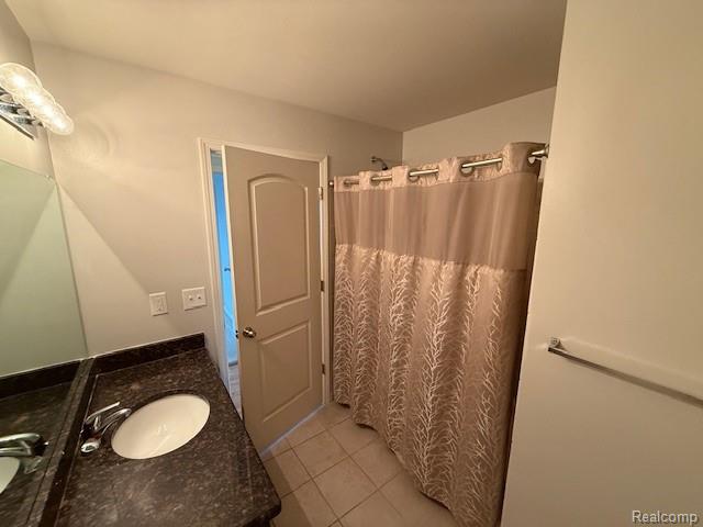 51856 E Pointe Lane, Chesterfield, MI — Photo 13