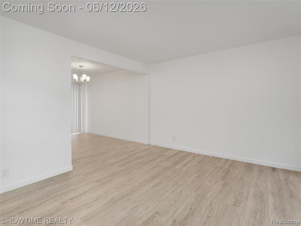 20120 Brian Court, Clinton Twp, MI 48035 — Photo 5