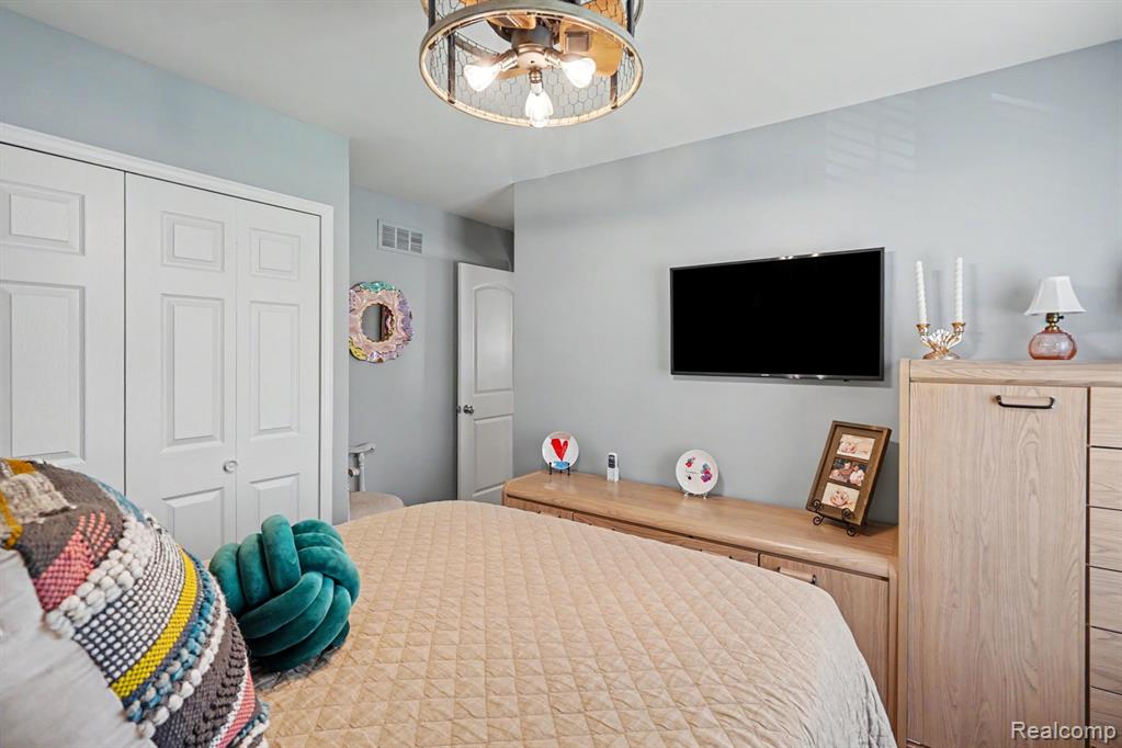 3544 Fort Drive, Waterford, MI 48328 — Photo 21