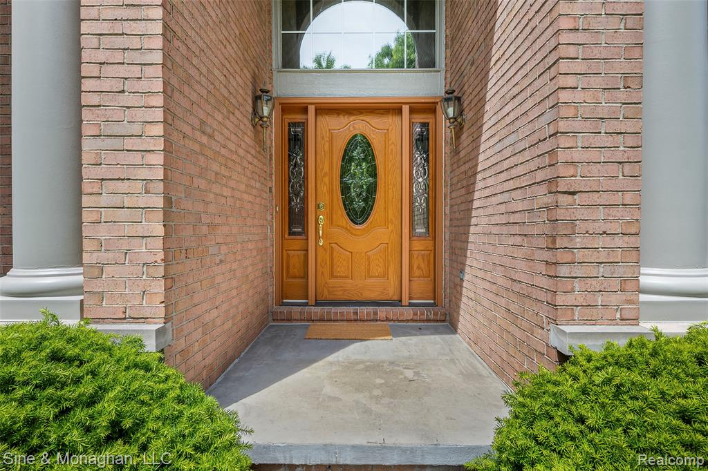 48322 Antique Road, Canton, MI 48187 — Photo 2