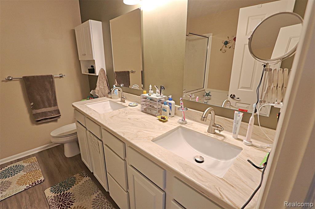 10139 Ridge Run Street, 9, Howell, MI 48855 — Photo 24