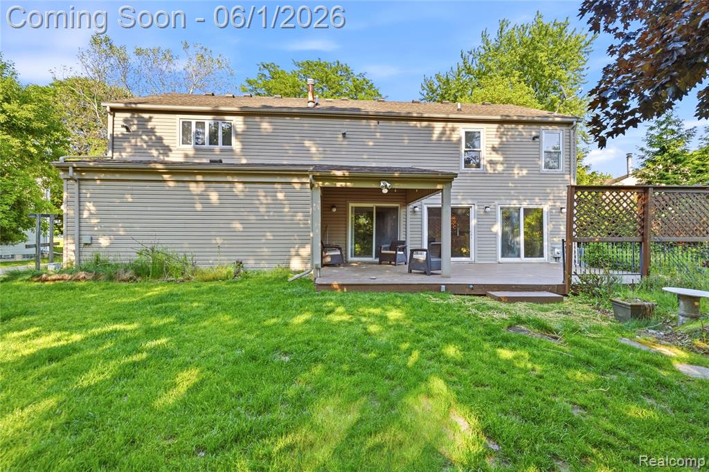 5389 Fox Ridge Circle, West Bloomfield, MI — Photo 44