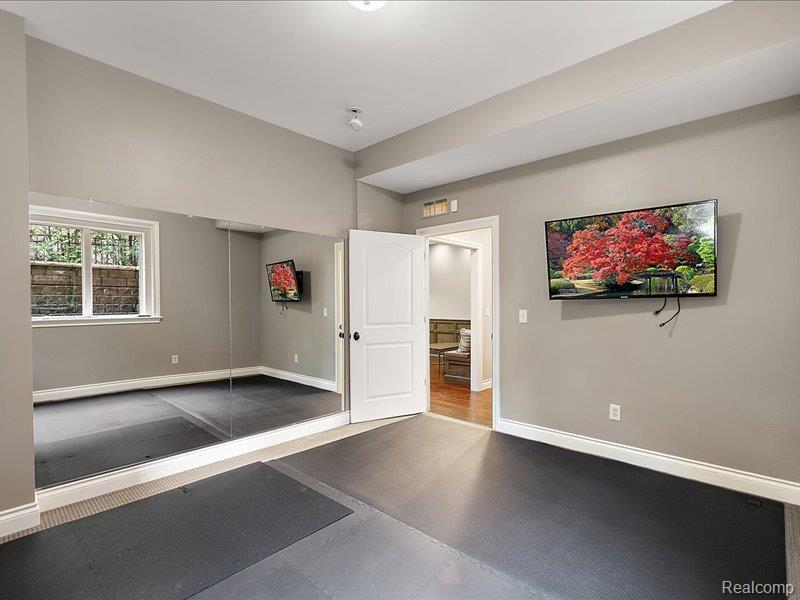 44104 Verona Lane, Northville, MI 48168 — Photo 95