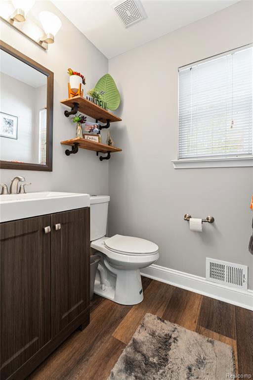 6048 Pine Cone Drive, Grand Blanc, MI 48439 — Photo 22