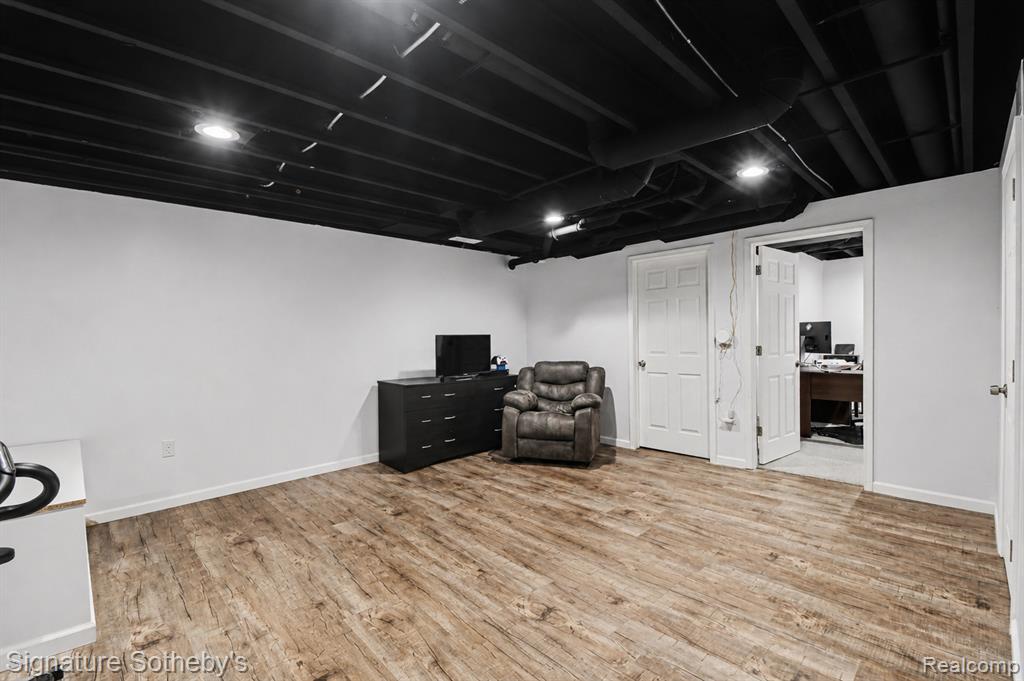 50419 Corey Avenue, Chesterfield, MI — Photo 16