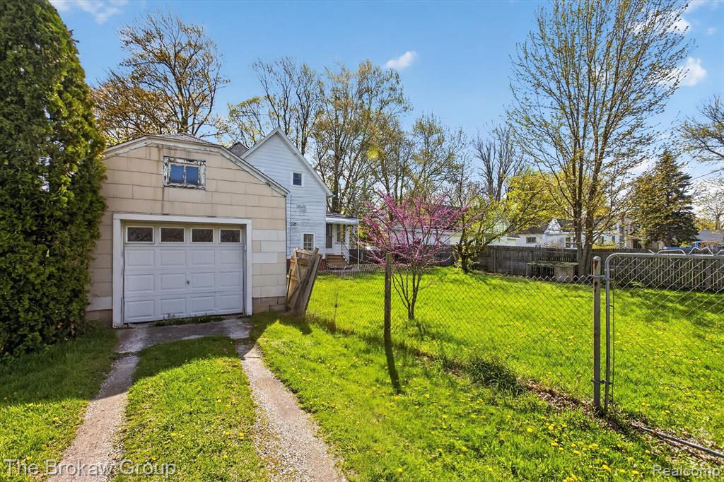 2095 Liberty Street, Fairgrove, MI 48733 — Photo 45