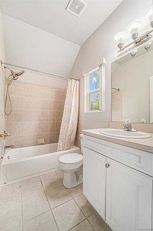 52850 Sable Drive, Unit #26, Macomb, MI 48042 — Photo 19