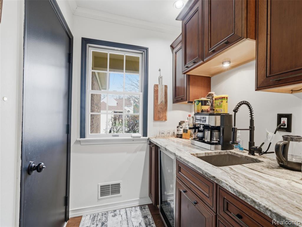 567 Greens Way Boulevard, Lapeer, MI 48446 — Photo 12