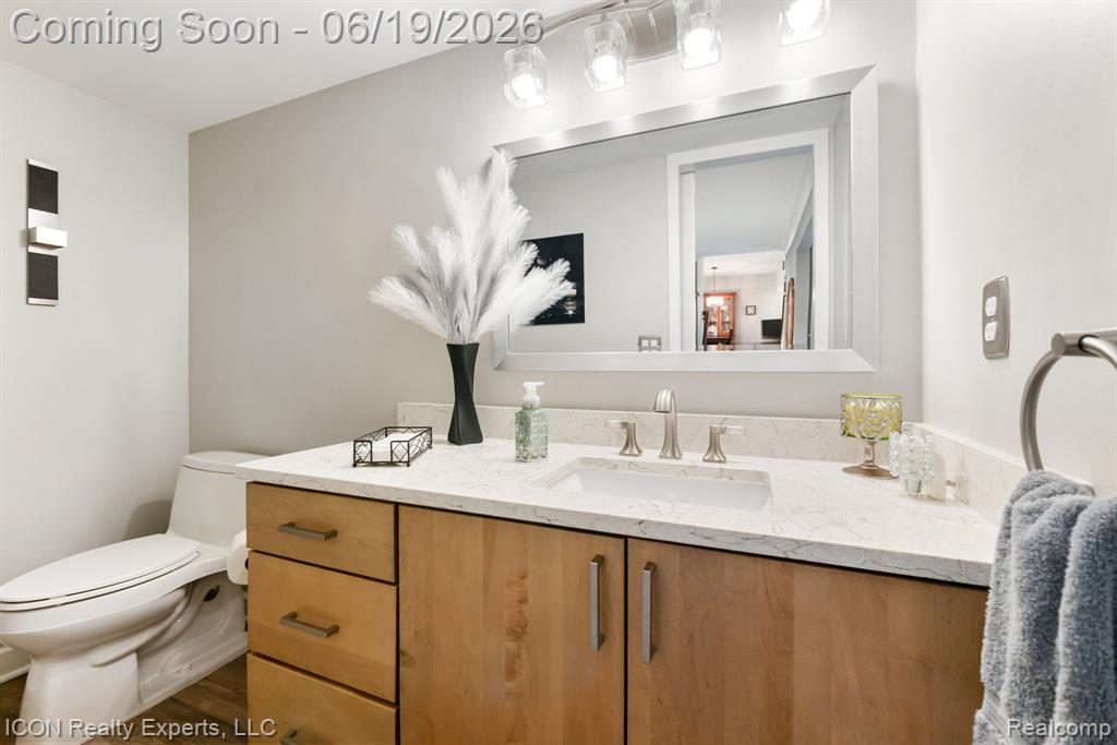 39738 Day Drive E, Clinton Twp, MI 48038 — Photo 23