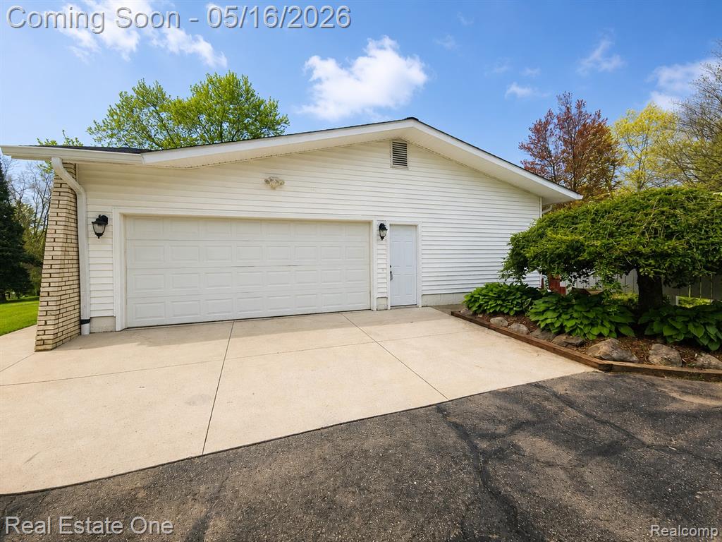 2553 Bullard Road, Hartland, MI 48353 — Photo 28