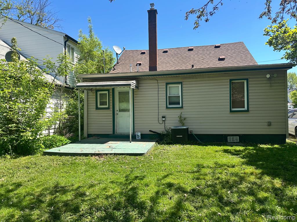 5902 HURON Street, Taylor, MI 48180 — Photo 20
