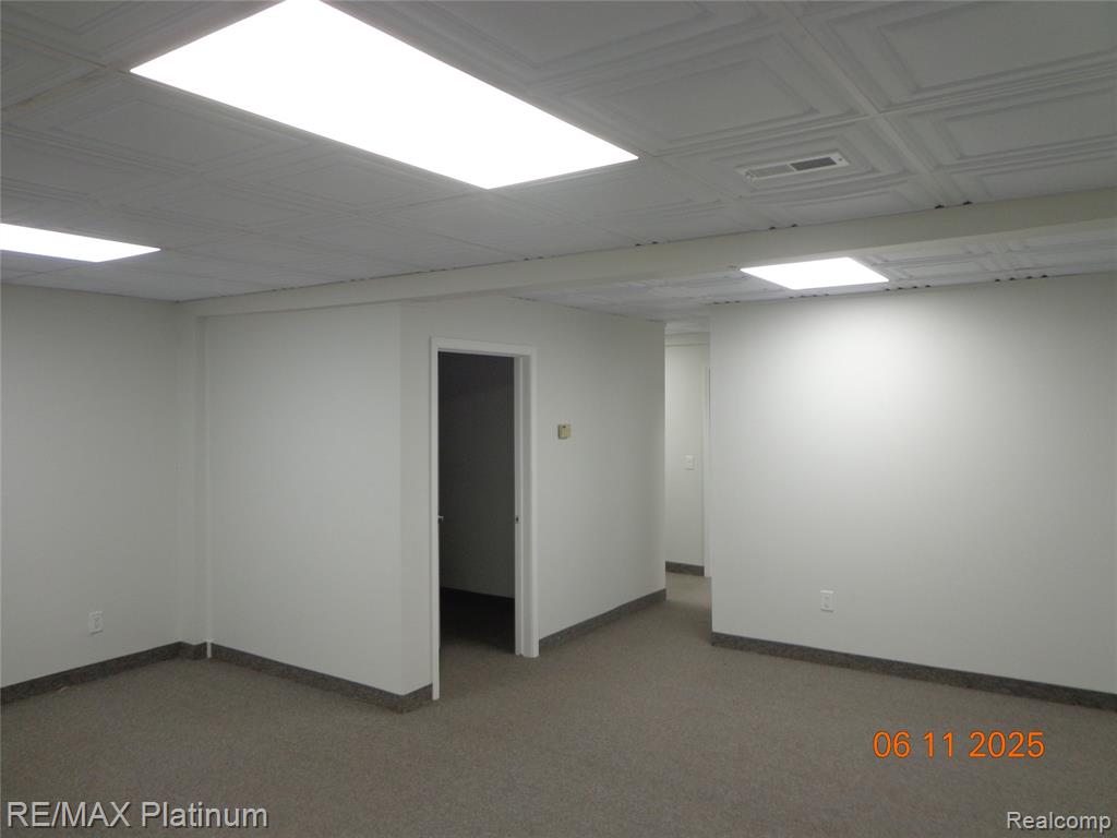 3554 Avon Street, Hartland, MI 48353 — Photo 6