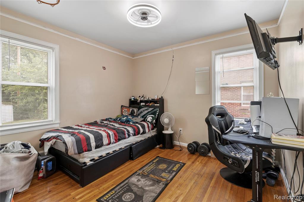 9615 W Parkway Street, Redford, MI 48239 — Photo 11