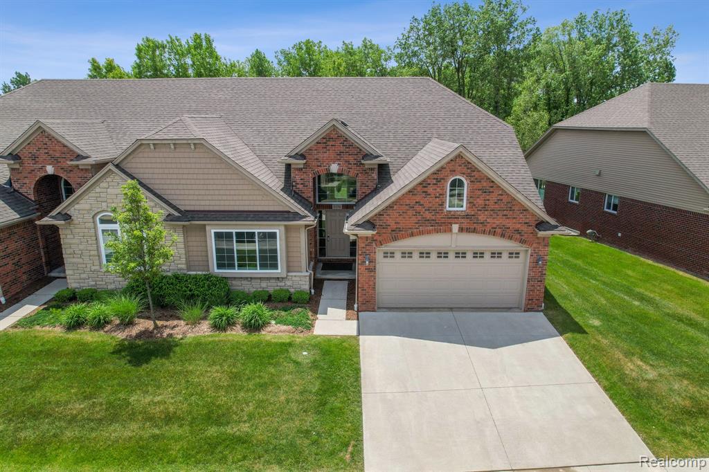 5176 HAWKSEYE Terrace, Warren, MI 48092 — Photo 38