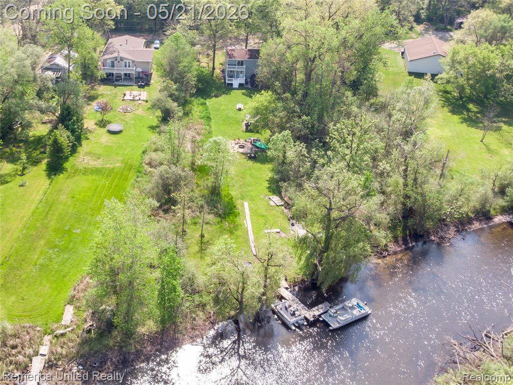 9270 River Valley Road, Brighton, MI 48116 — Photo 2