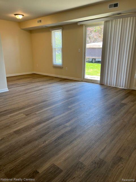 30535 W 14 MILE Road, 7, Farmington Hills, MI 48334 — Photo 6