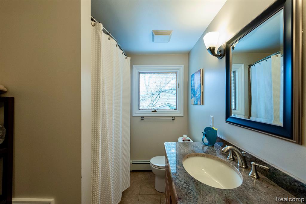 5698 RAVEN Road, Bloomfield Hills, MI 48301 — Photo 29