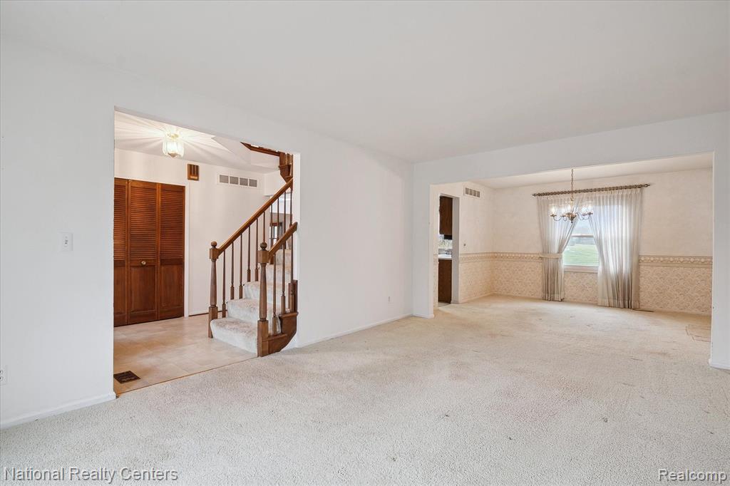 41250 Appleby Court, Northville, MI 48168 — Photo 11