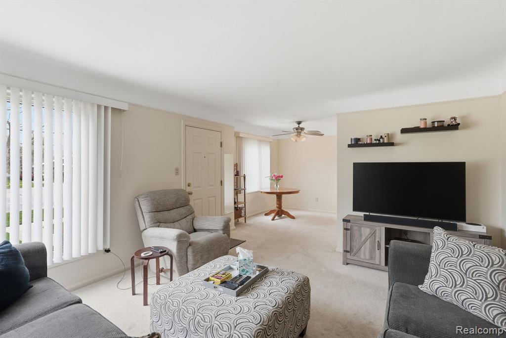 15817 Beech Daly Road, Redford, MI 48239 — Photo 5