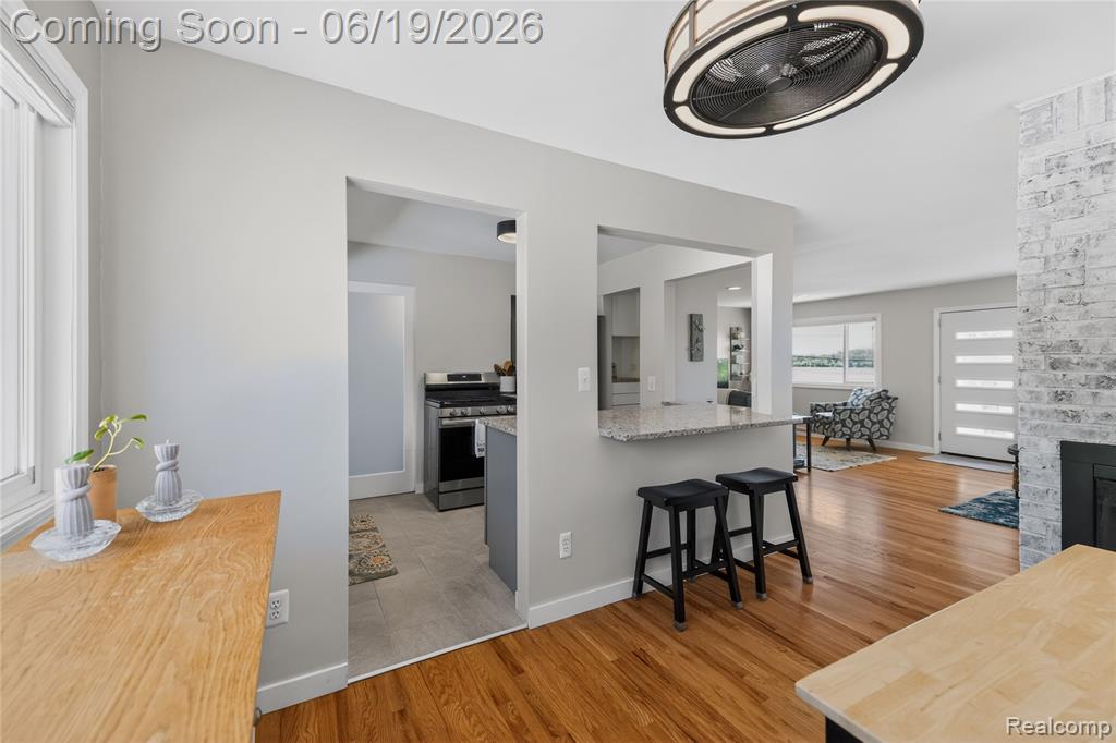 25815 West River Road, Grosse Ile, MI 48138 — Photo 17