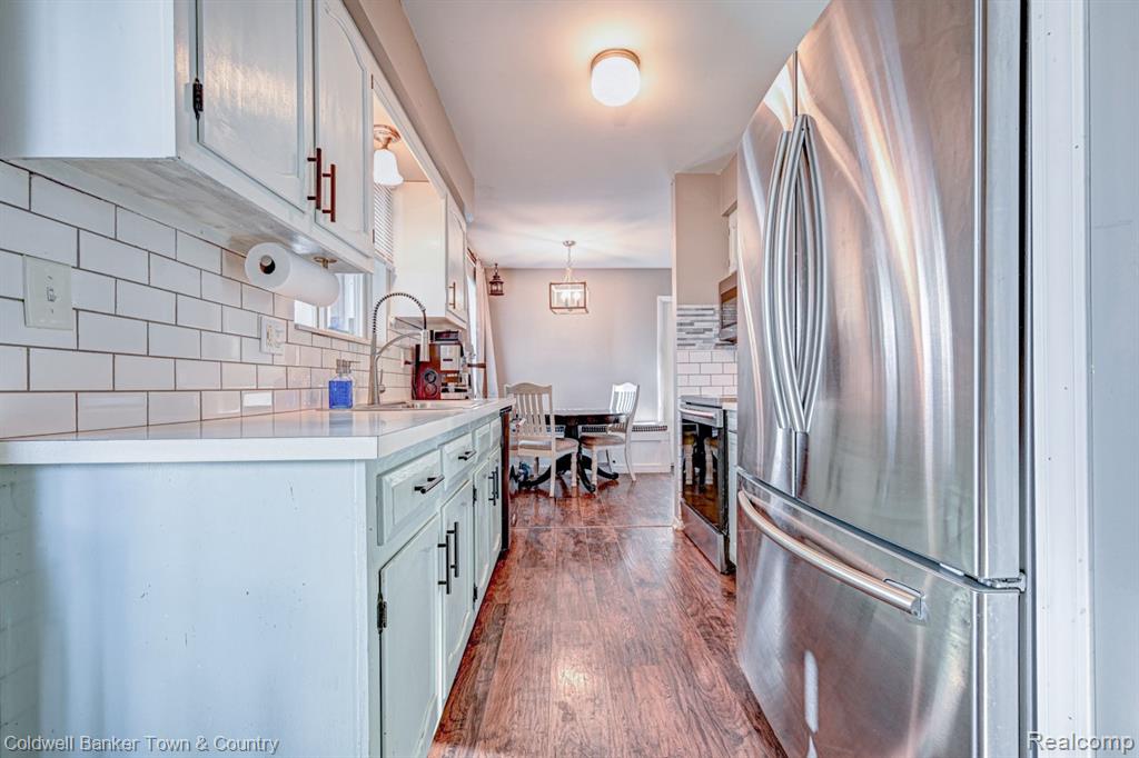 304 John Street, Holly, MI 48442 — Photo 16