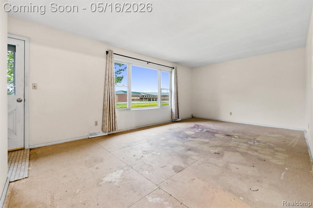 12489 Jennings Road, Linden, MI 48451 — Photo 5