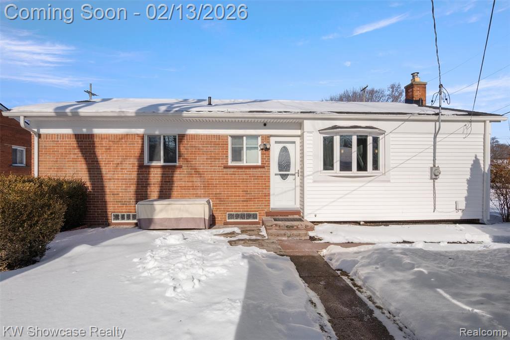 42011 Brentwood Drive, Plymouth, MI 48170 — Photo 39