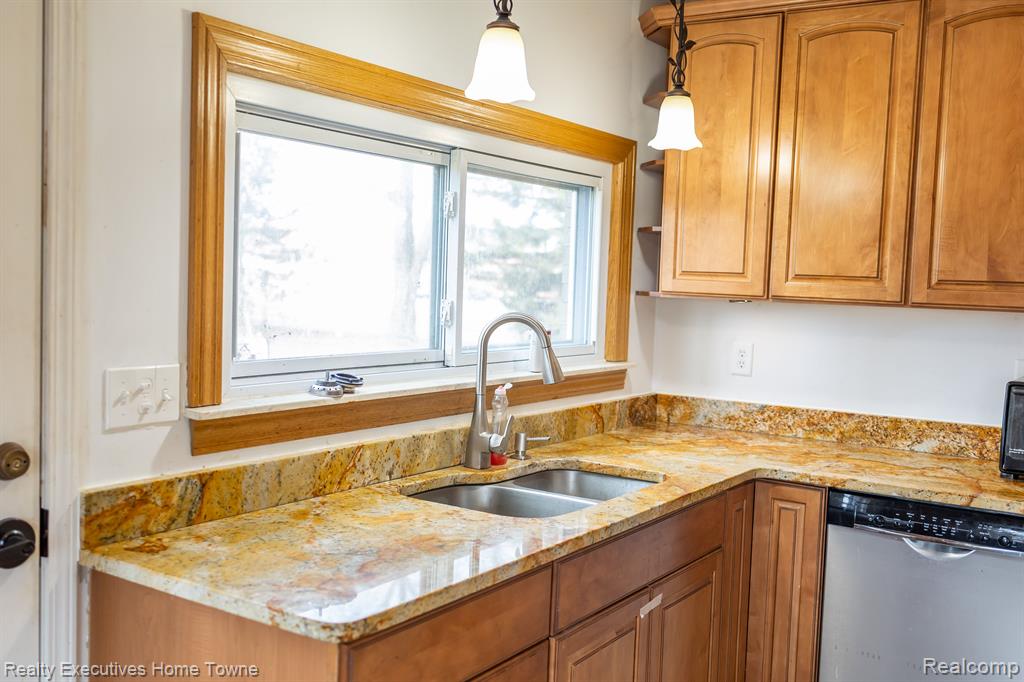 5237 TAFT Road, Clay, MI 48001 — Photo 21