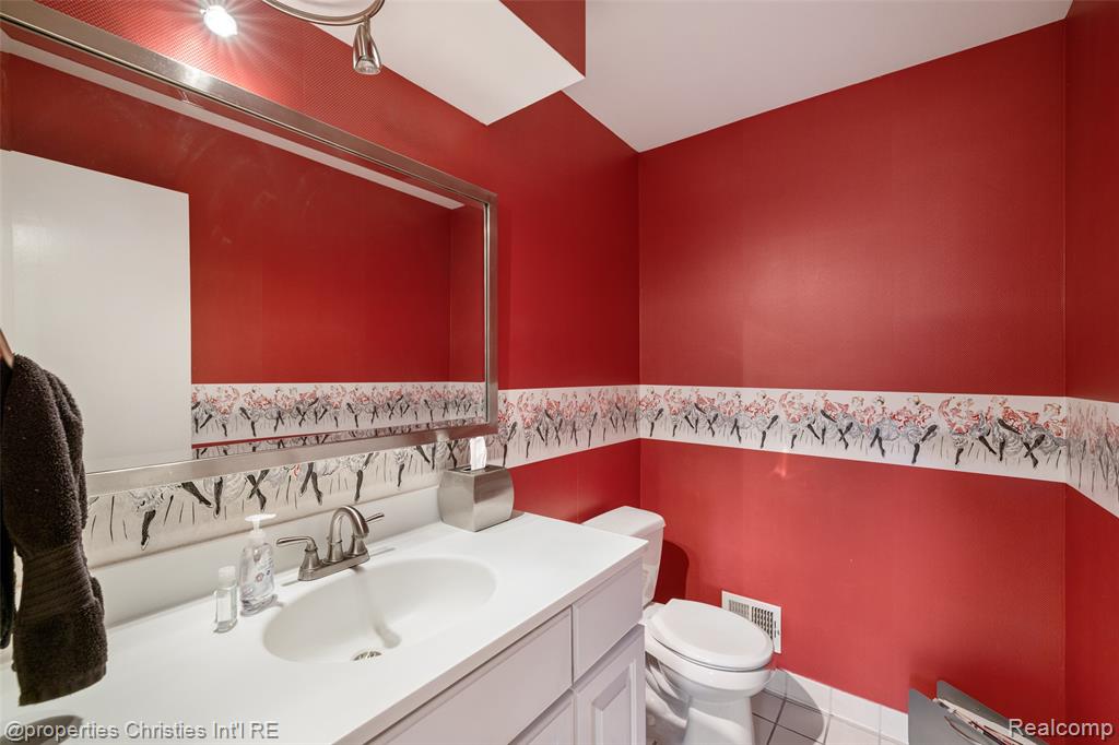 89 Maclynn Drive, Troy, MI 48098 — Photo 25