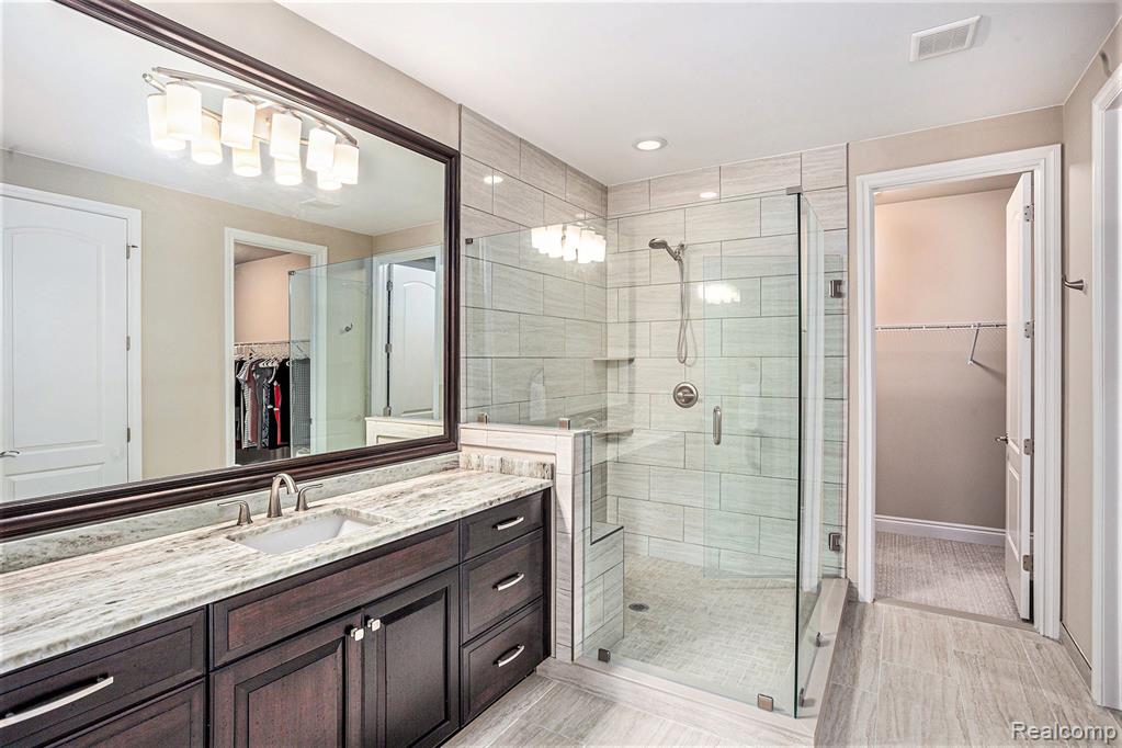 48913 Pinebrook Drive, Utica, MI 48315 — Photo 17